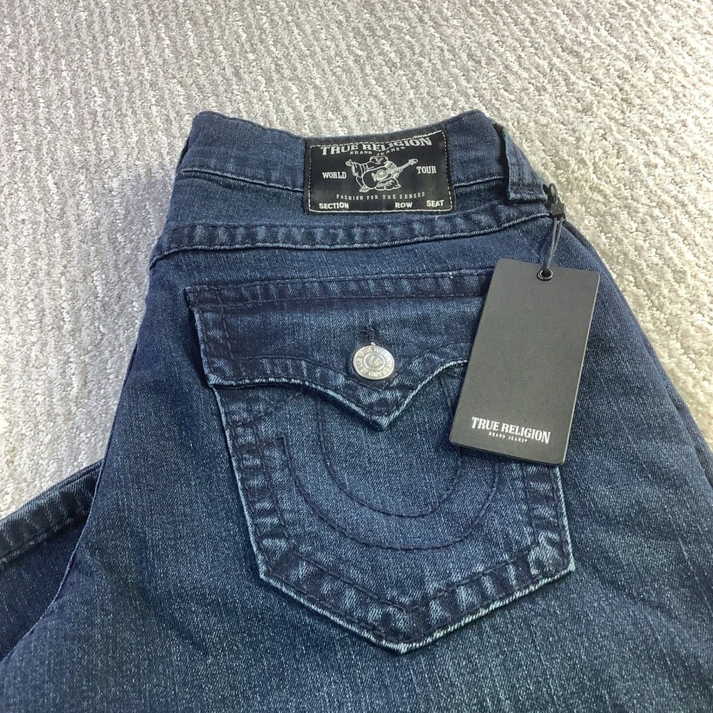 True Religion Geno Flap Big T Relaxed‎ Slim Jeans Mens 30 x 32 (Actual 30 x 31)